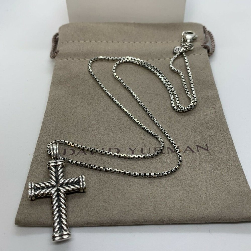 David Yurman Sterling Silver 925 Chevron Cross Necklace 20'